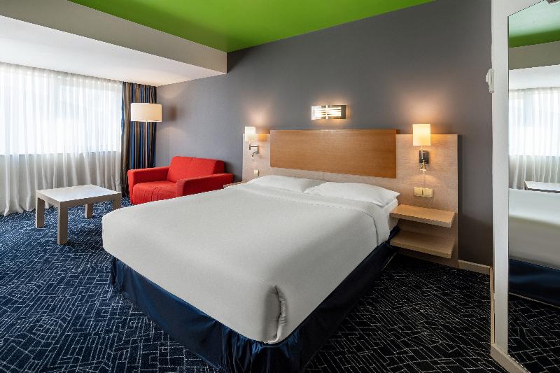 Park Inn by Radisson Baku Hotel - Oda