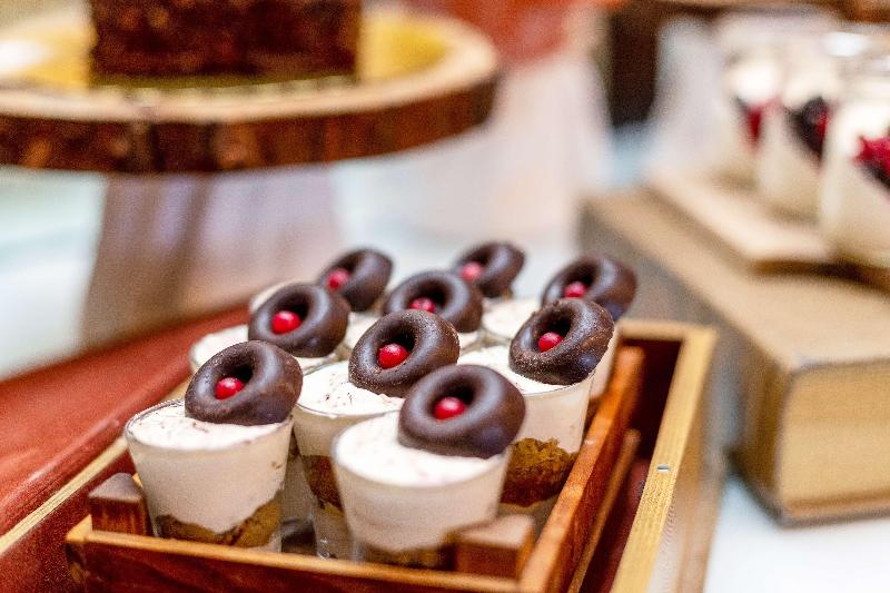 Park Inn by Radisson Baku Hotel - Restoran