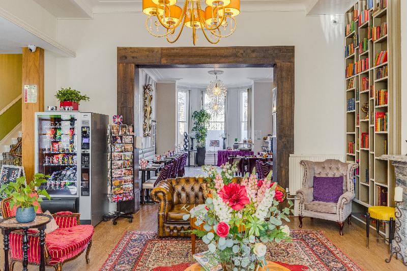 1 Lexham Gardens - Lobi
