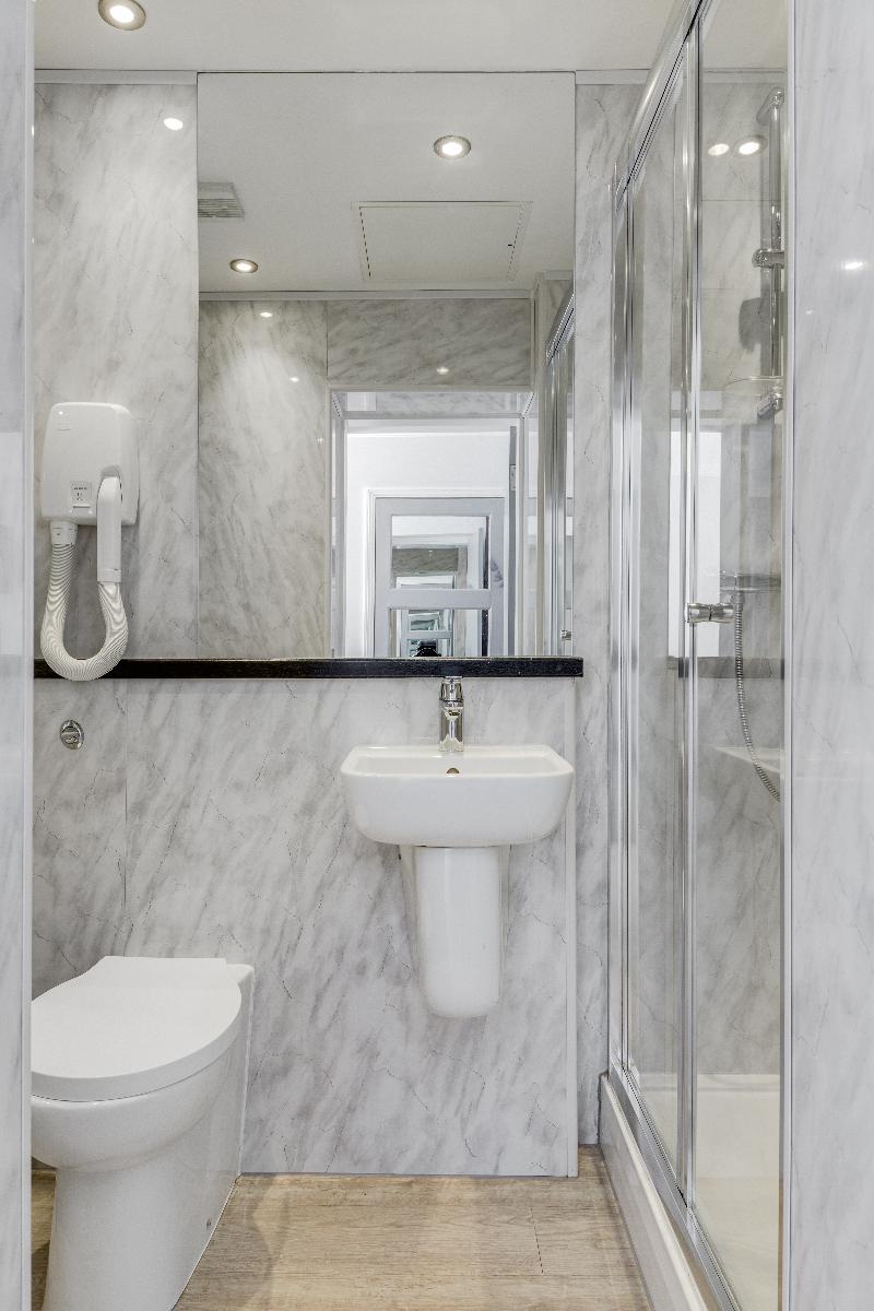 1 Lexham Gardens - Oda