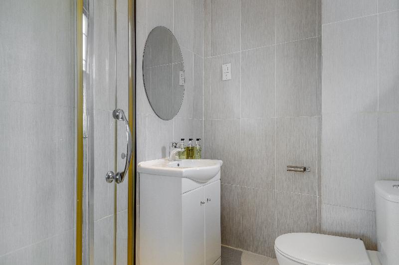 1 Lexham Gardens - Oda