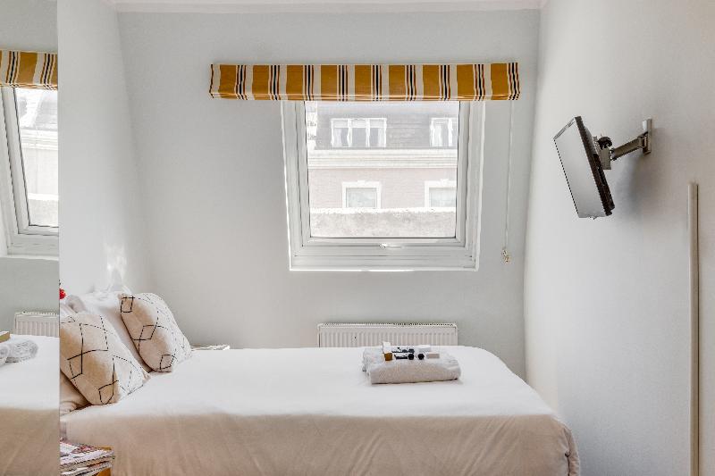 1 Lexham Gardens - Oda