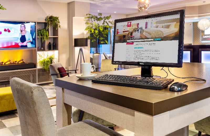 Leonardo Hotel Düsseldorf Airport - Ratingen - Lobi