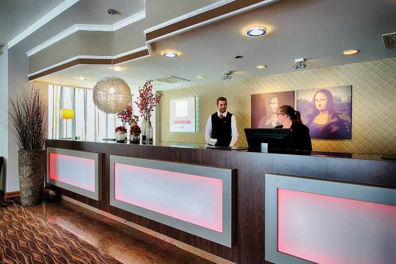 Leonardo Hotel Düsseldorf Airport - Ratingen - Lobi