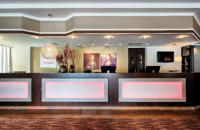 Leonardo Hotel Düsseldorf Airport - Ratingen - Lobi