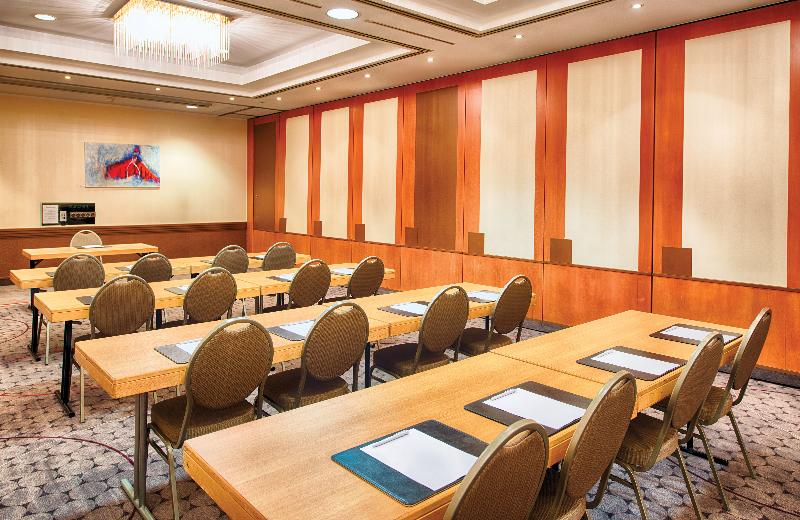 Leonardo Hotel Düsseldorf Airport - Ratingen - Toplantı