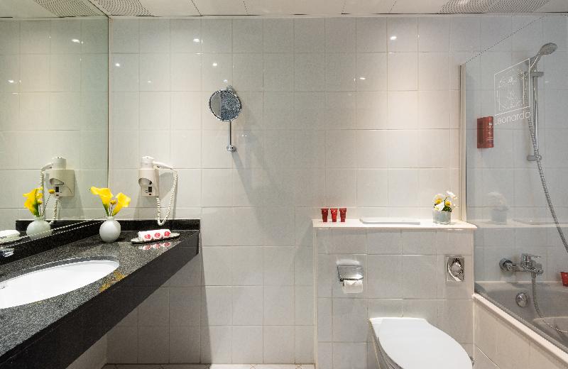 Leonardo Hotel Düsseldorf Airport - Ratingen - Oda