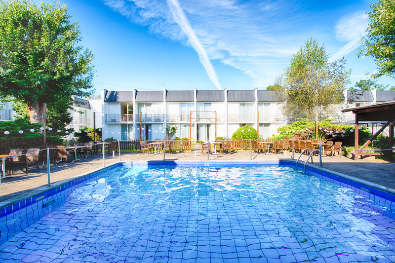 Leonardo Hotel Düsseldorf Airport - Ratingen - Havuz