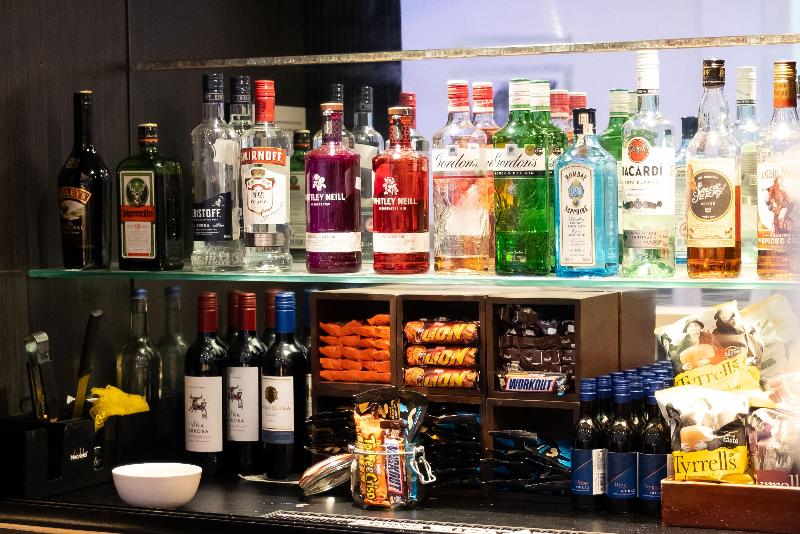 Holiday Inn Express Manchester City Centre Arena - Bar