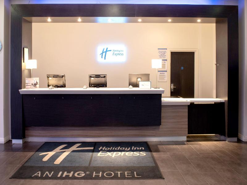 Holiday Inn Express Manchester City Centre Arena - Lobi