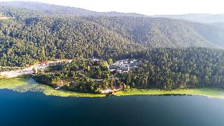 Grand Abant Hotel (Buyuk Abant Hotel)