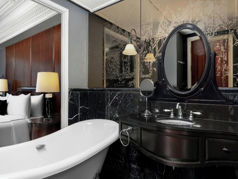 Hotel Muse Bangkok, Autograph Collection - Oda
