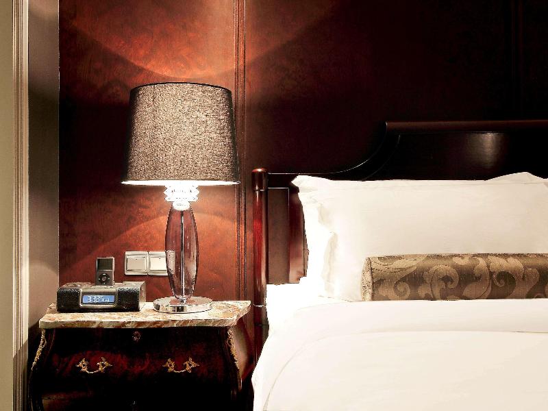 Hotel Muse Bangkok, Autograph Collection - Oda