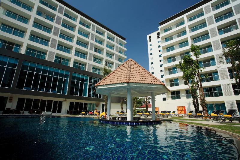 Centara Pattaya Hotel - Havuz