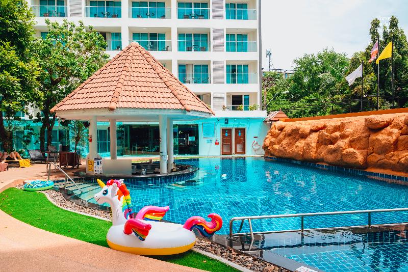 Centara Pattaya Hotel - Havuz