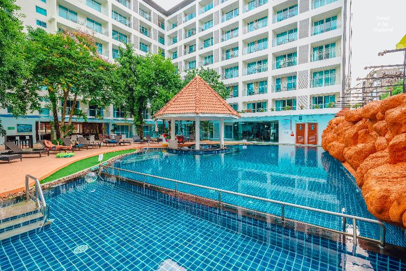 Centara Pattaya Hotel - Havuz