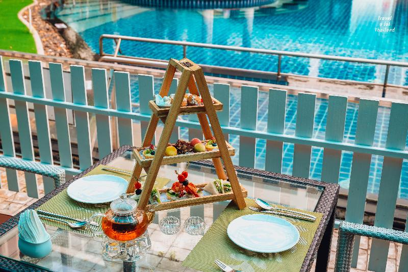 Centara Pattaya Hotel - Restoran