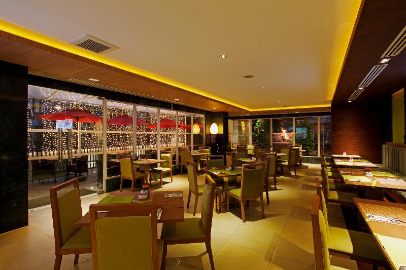 Centara Pattaya Hotel - Restoran