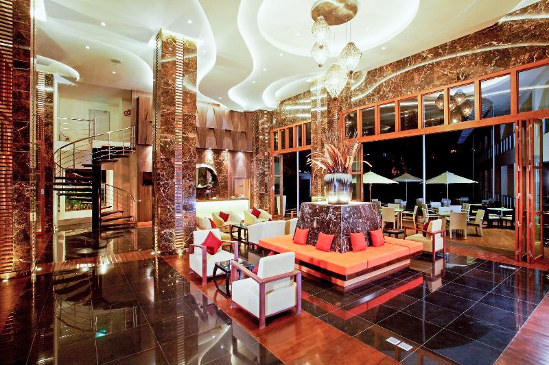 Centara Nova Hotel Pattaya - Lobi