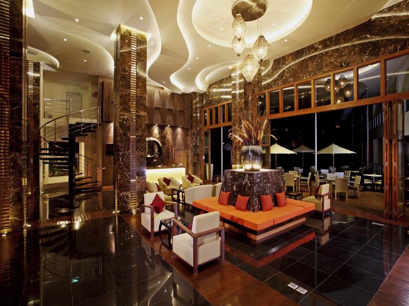 Centara Nova Hotel Pattaya - Lobi