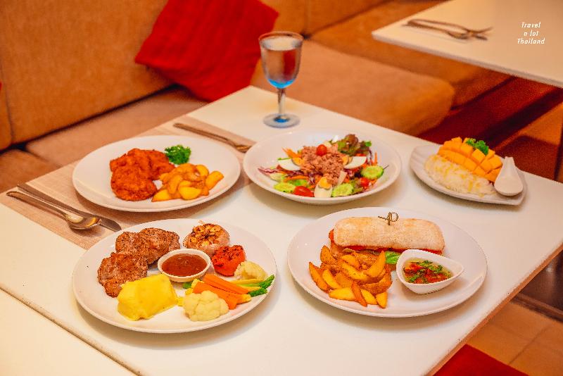 Centara Nova Hotel Pattaya - Restoran