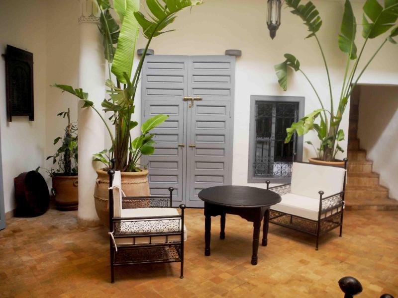 Riad Linda - Lobi