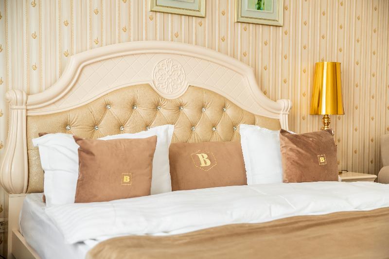 Carpathia Hotel - Oda