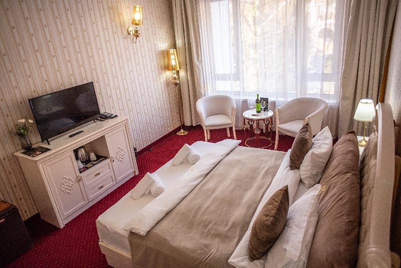 Carpathia Hotel - Oda