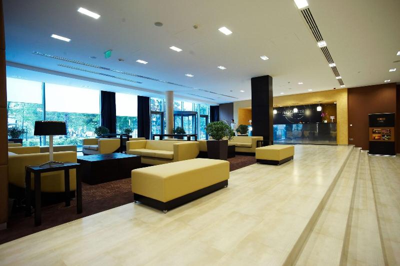 Abacus Business & Wellness Hotel - Lobi