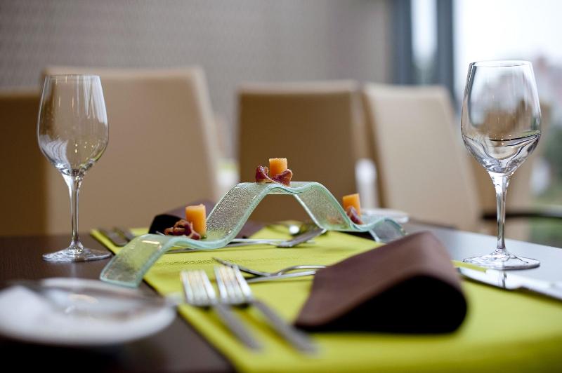 Abacus Business & Wellness Hotel - Restoran