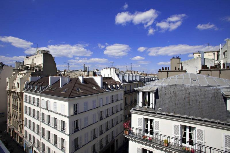Elysee Secret - Genel