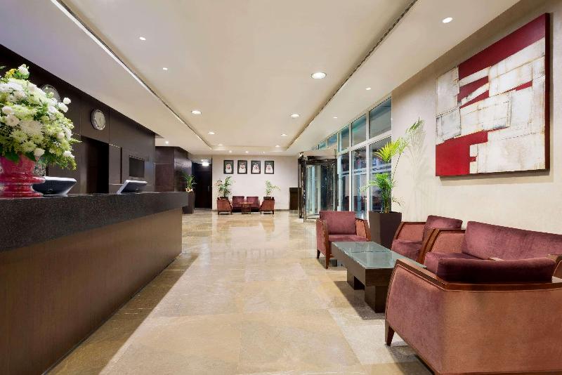 Ramada by Wyndham Abu Dhabi Downtown - Lobi
