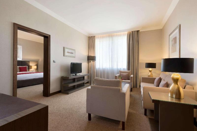 Ramada by Wyndham Abu Dhabi Downtown - Oda