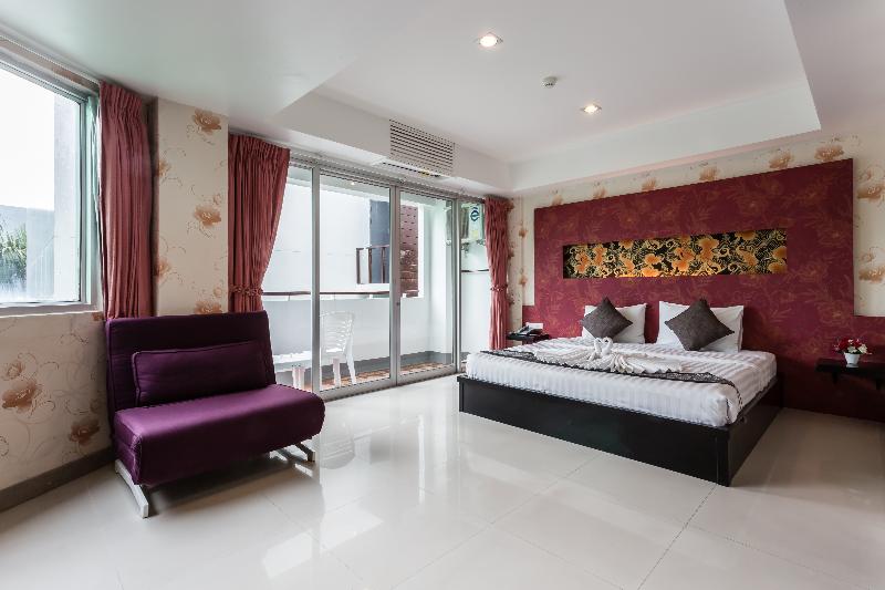 7Q Patong Beach Hotel - Oda