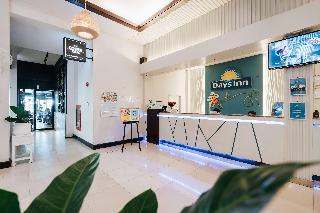 Days Inn by Wyndham Patong Beach Phuket fotoÄŸrafÄ±