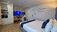 Days Inn by Wyndham Patong Beach Phuket oda fotoğrafı