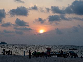 Days Inn by Wyndham Patong Beach Phuket fotoÄŸrafÄ±