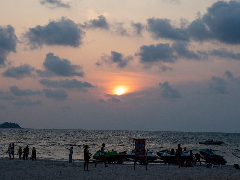 Days Inn by Wyndham Patong Beach Phuket - Plaj