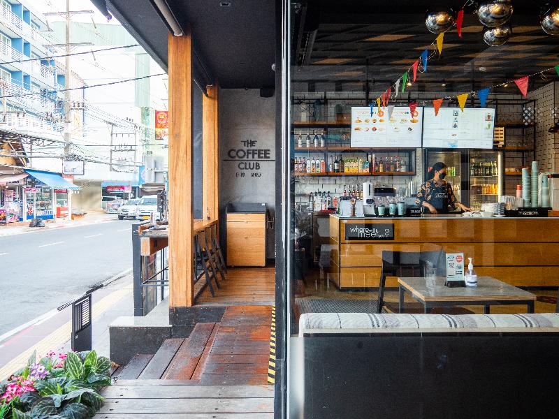 Days Inn by Wyndham Patong Beach Phuket - Restoran