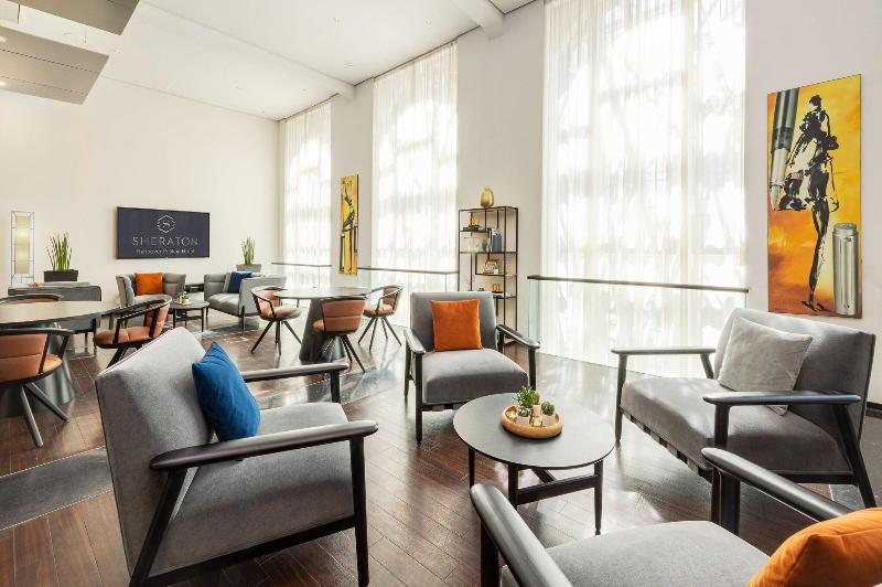 Sheraton Hannover Pelikan Hotel - Lobi