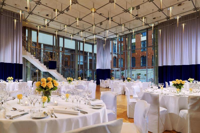Sheraton Hannover Pelikan Hotel - Toplantı