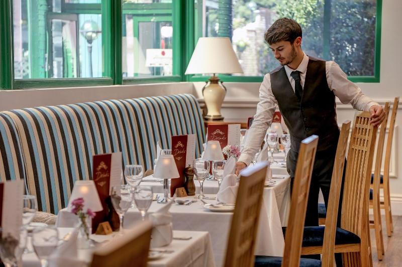 The Norfolk Royale Hotel - Restoran