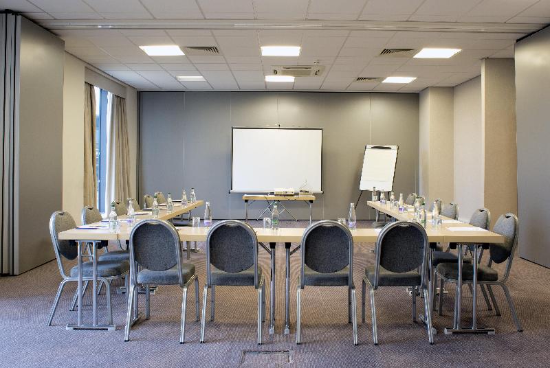 Holiday Inn Express Rotherham North - Toplantı