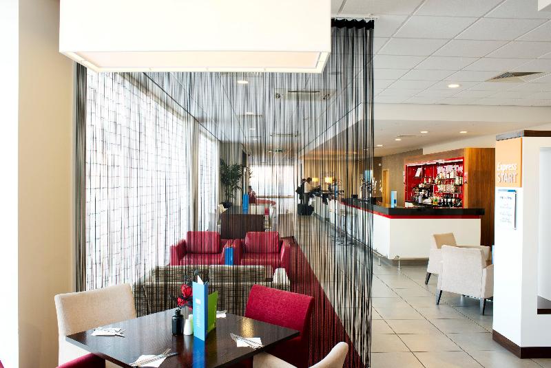 Holiday Inn Express Rotherham North - Genel