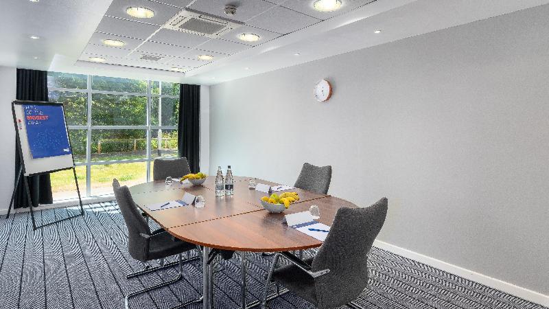 Holiday inn Express Leigh - Sports Village - Toplantı