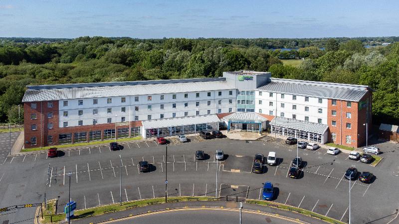 Holiday inn Express Leigh - Sports Village - Genel