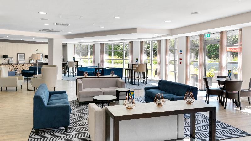 Holiday inn Express Leigh - Sports Village - Restoran