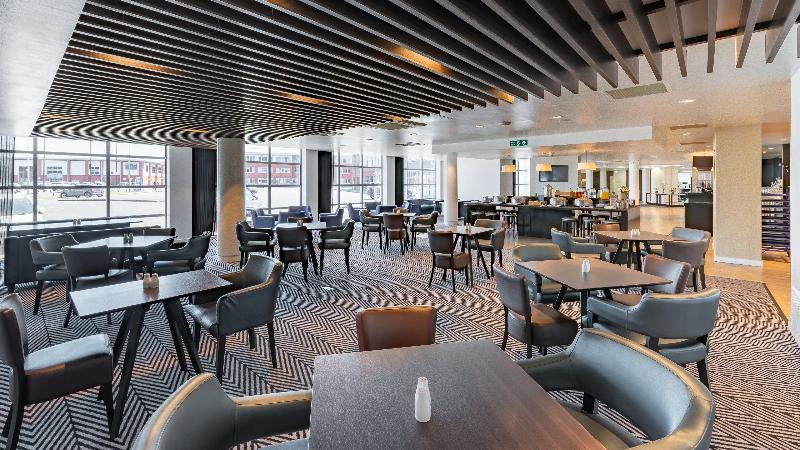 Holiday inn Express Leigh - Sports Village - Restoran