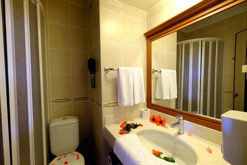 Anitas Beach Hotel - Oda
