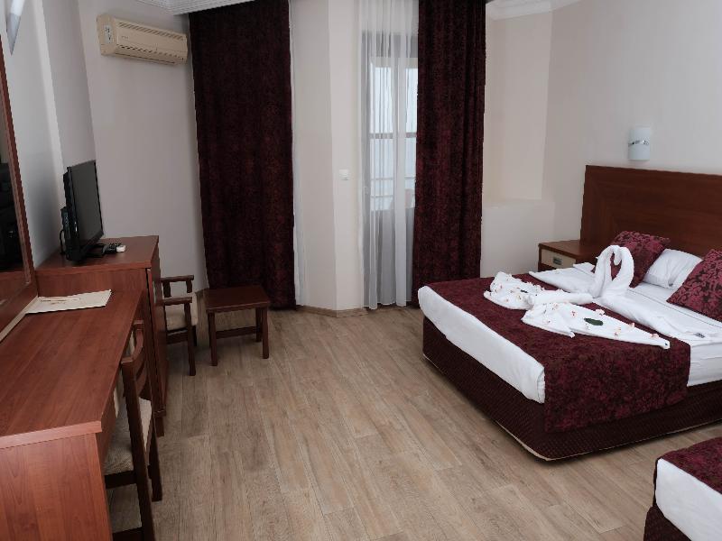 Anitas Beach Hotel - Oda
